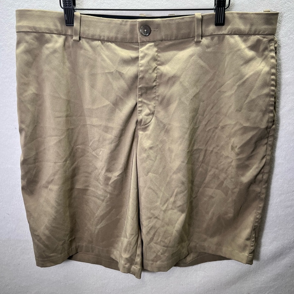 Nike DriFit Khaki Chino Shorts Golf Mens 38 Golfing Casual Preppy 2294‎